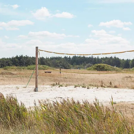 Lxxvi * Hirtshals